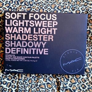 MAC cosmetics,  studio fix sculpt and shape Contour palette